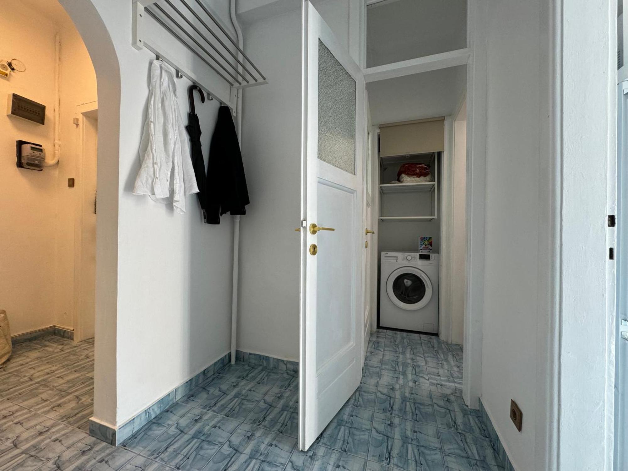 Airy & Beautiful Downtown Apartment Bucarest Exterior foto